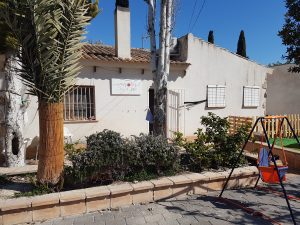 Espacio de crianza de las madres de día, Amapola